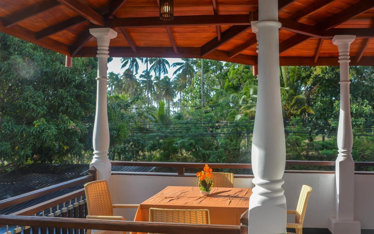 Janu Homestay Tangalle Eksteriør billede