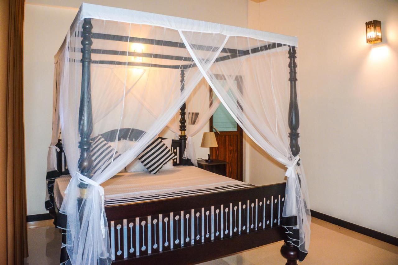 Janu Homestay Tangalle Eksteriør billede